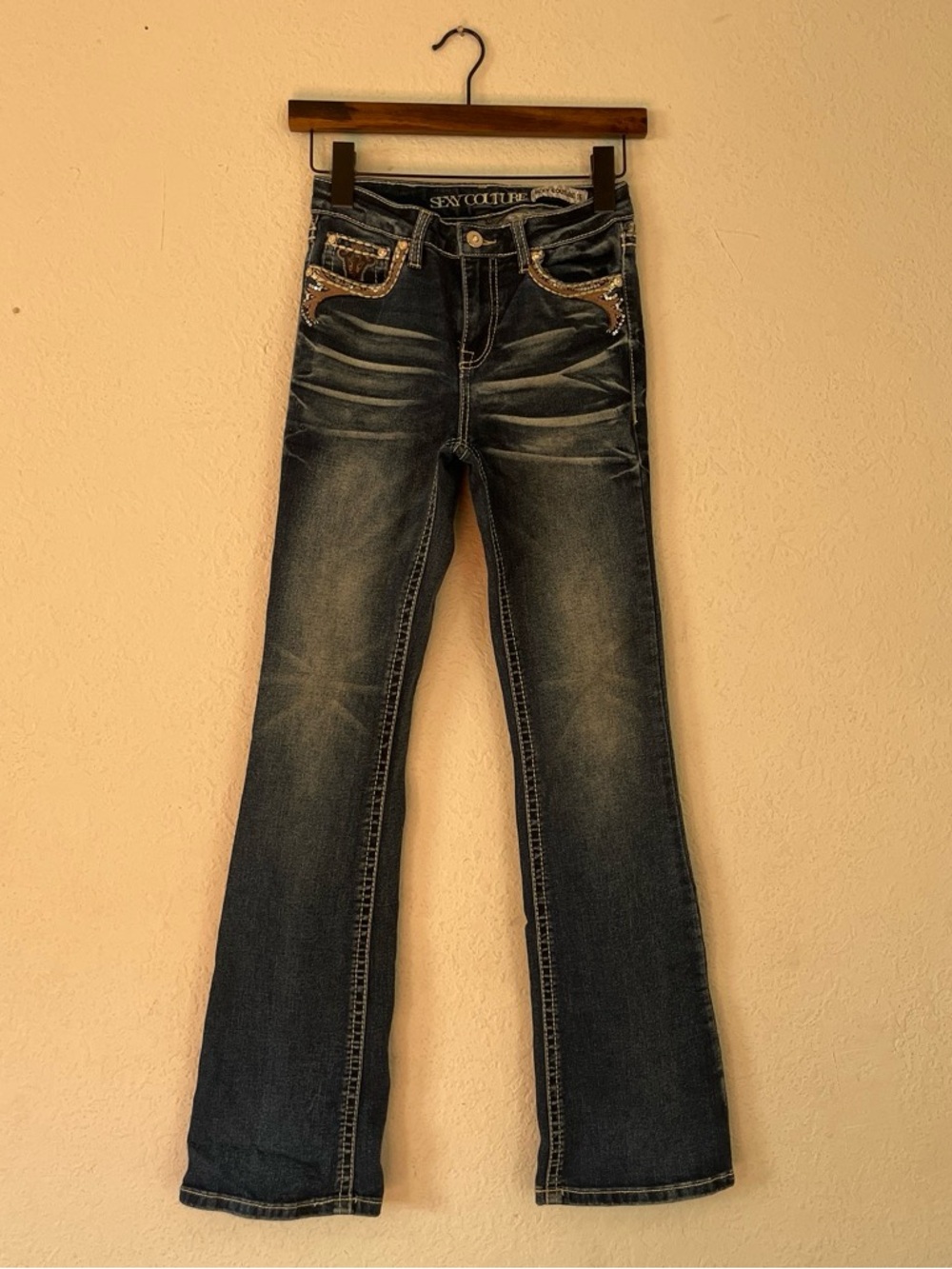 Women's Dark Wash Bootcut Jeans with Embellished Pockets
